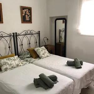 https://gran-casa-con-balcn-en-centro-histrico.es-andalucia.com