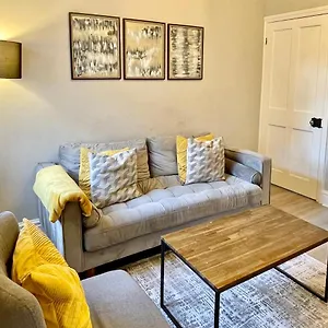 The Balmoral Close To The Racecourse , York United Kingdom