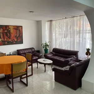 https://la-casa-de-mario.hotels-bogota.net