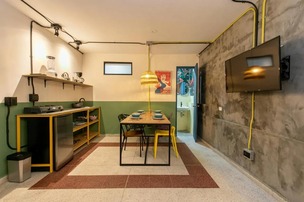 Poblado Manila Studios 11A Medellín